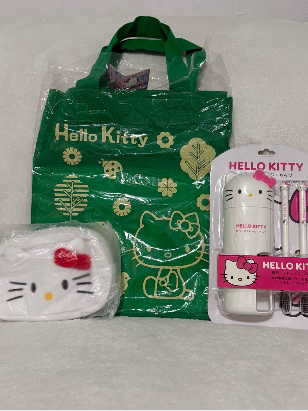 Hello Kitty Bundle 6E Toothbrush Travel Set, Tote Bag, Pouch